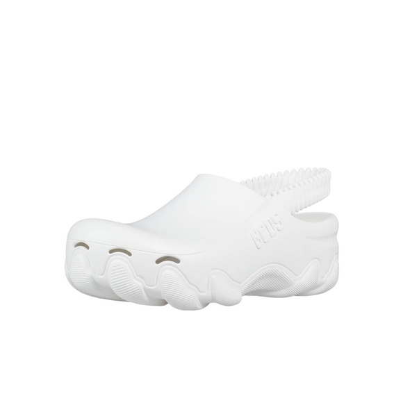 Sandals_&_Flip_Flops